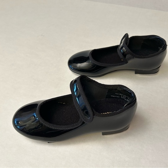Theatrical girls black tap dance shoes with velcro strap easy on & off size 9. H - Picture 3 of 10